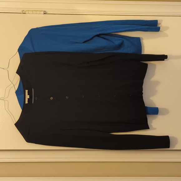 Lot of 2 LOFT sweaters. XL. Identical in black and blue. - Picture 4 of 5